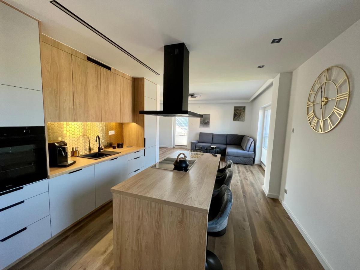 Zloty Apartament 蒂科钦 外观 照片